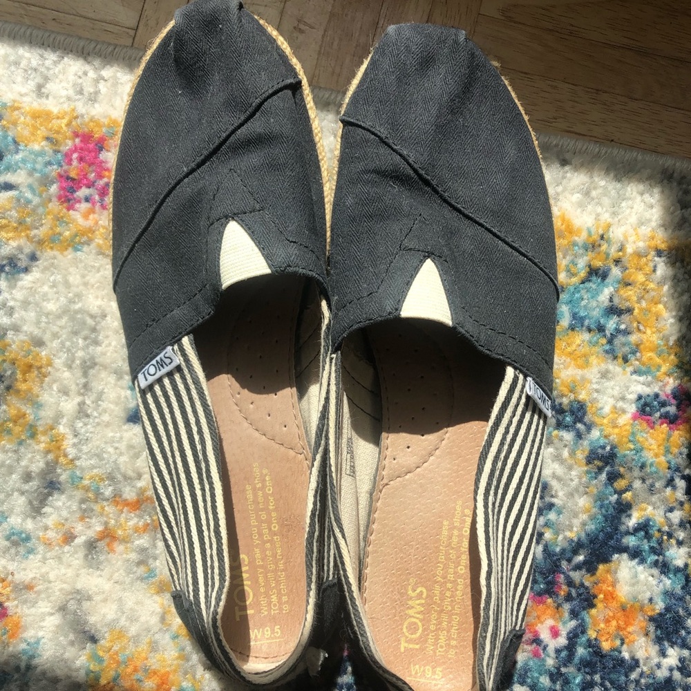 TOMS